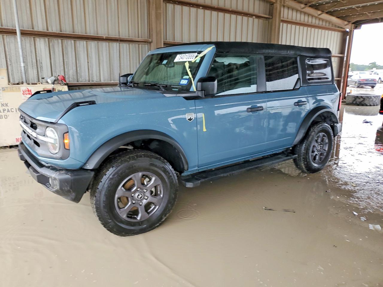 Salvage Ford Bronco Image