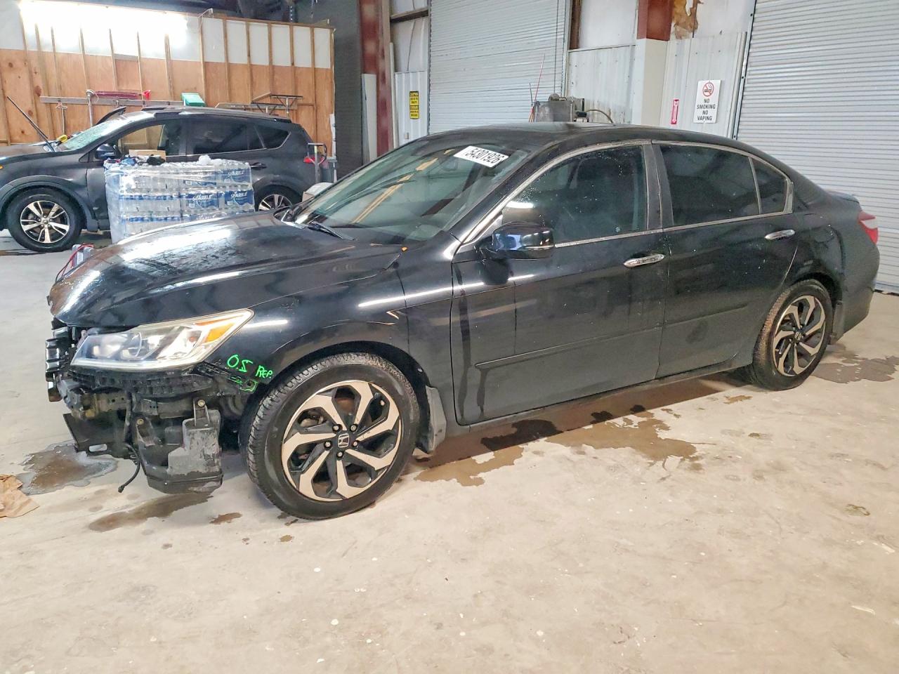 Salvage Honda Accord Image