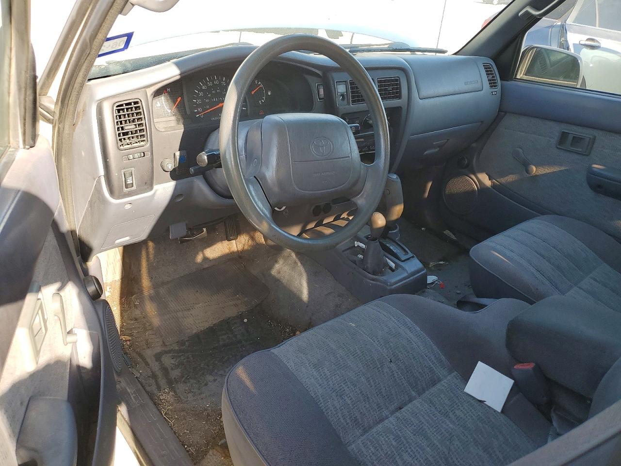 Toyota Tacoma Xtracab