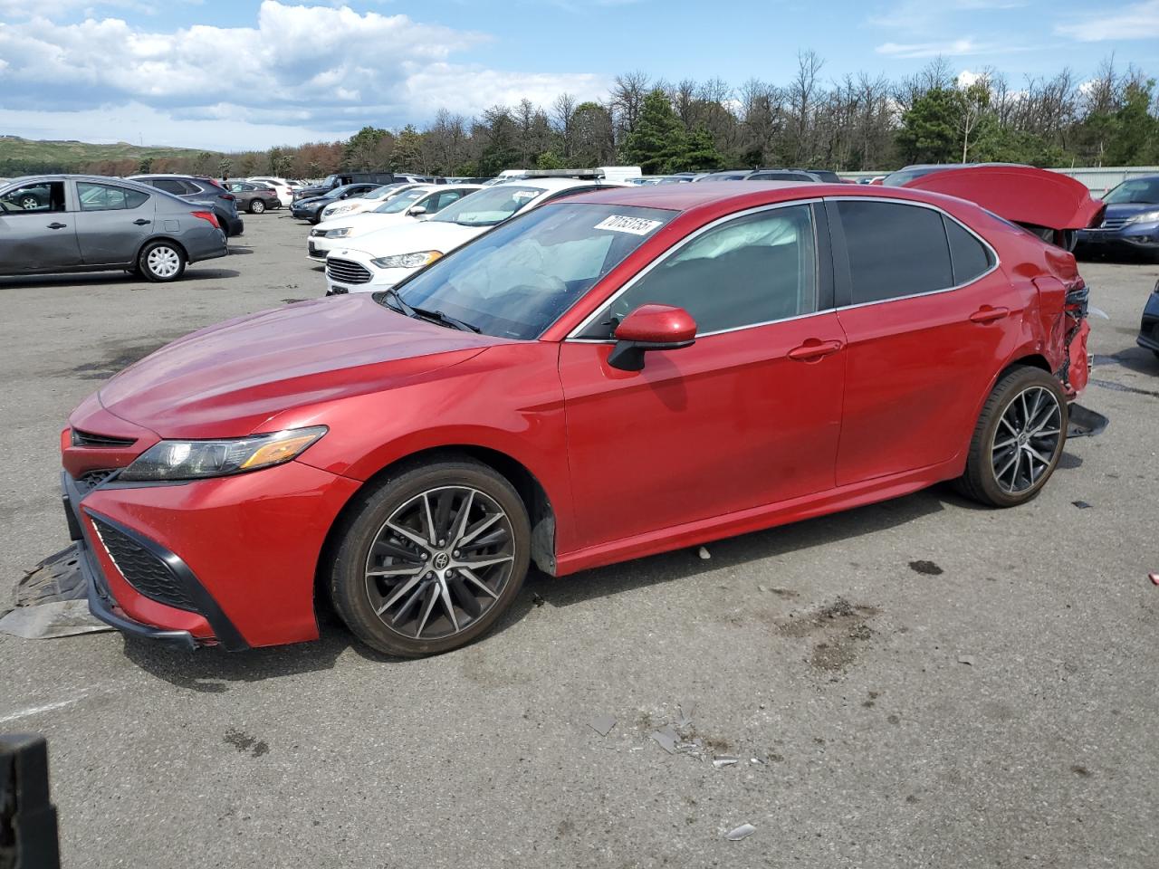 Salvage Toyota Camry Image