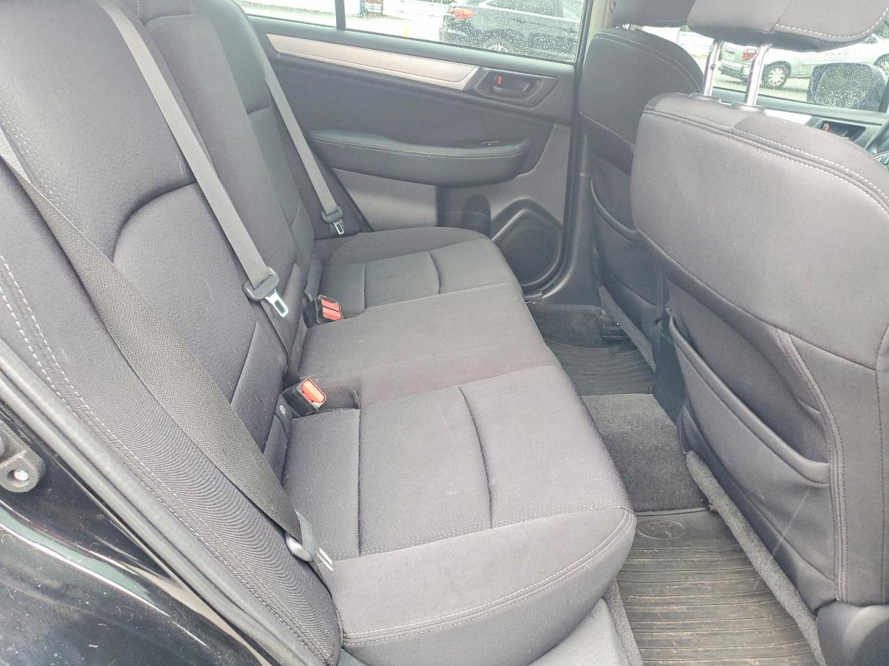 Subaru Legacy 2.5i