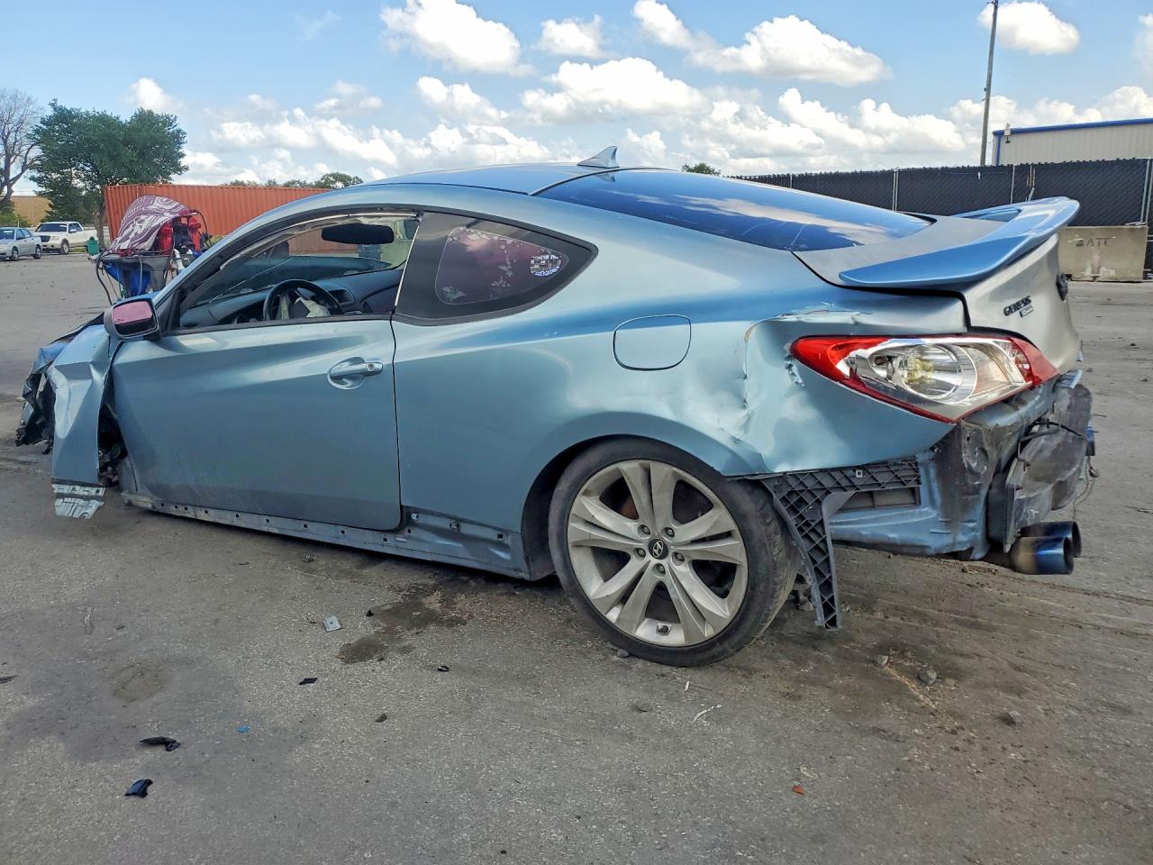 Hyundai Genesis 2.0t