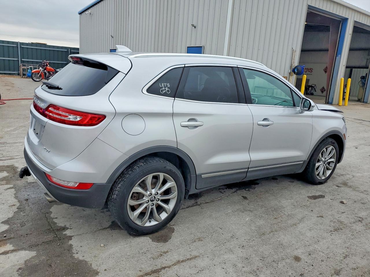 Lincoln MKC Select