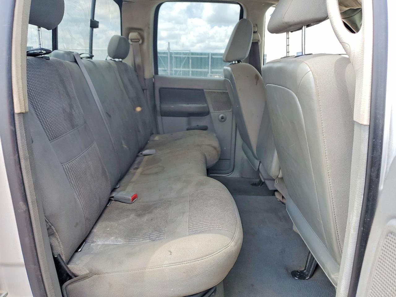 Dodge Ram 1500 St