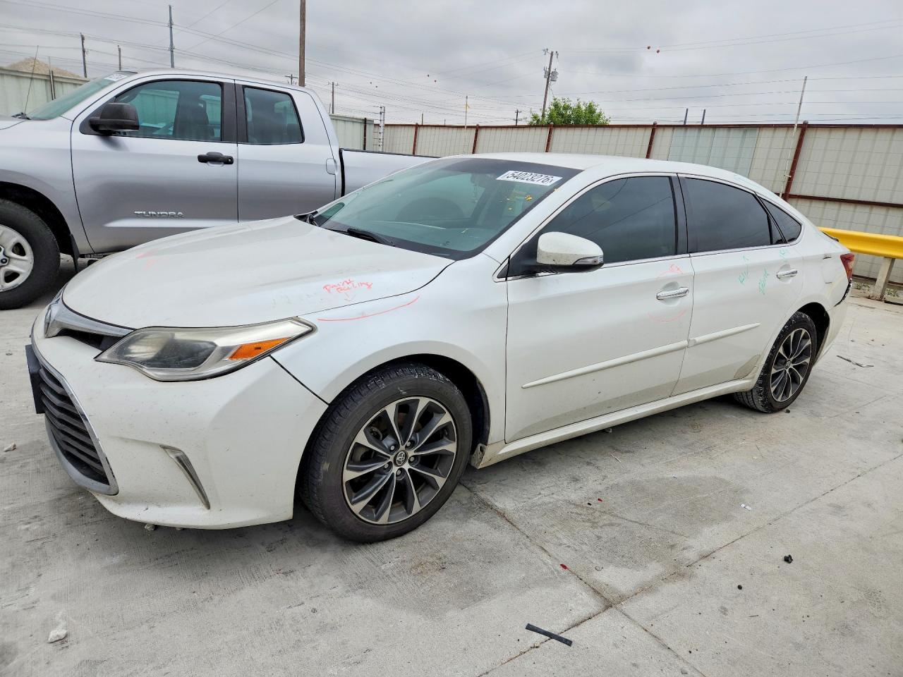 Salvage Toyota Avalon Image