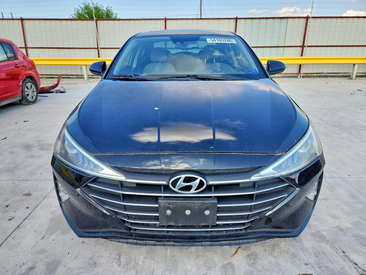 Hyundai ELANTRA Value Edition