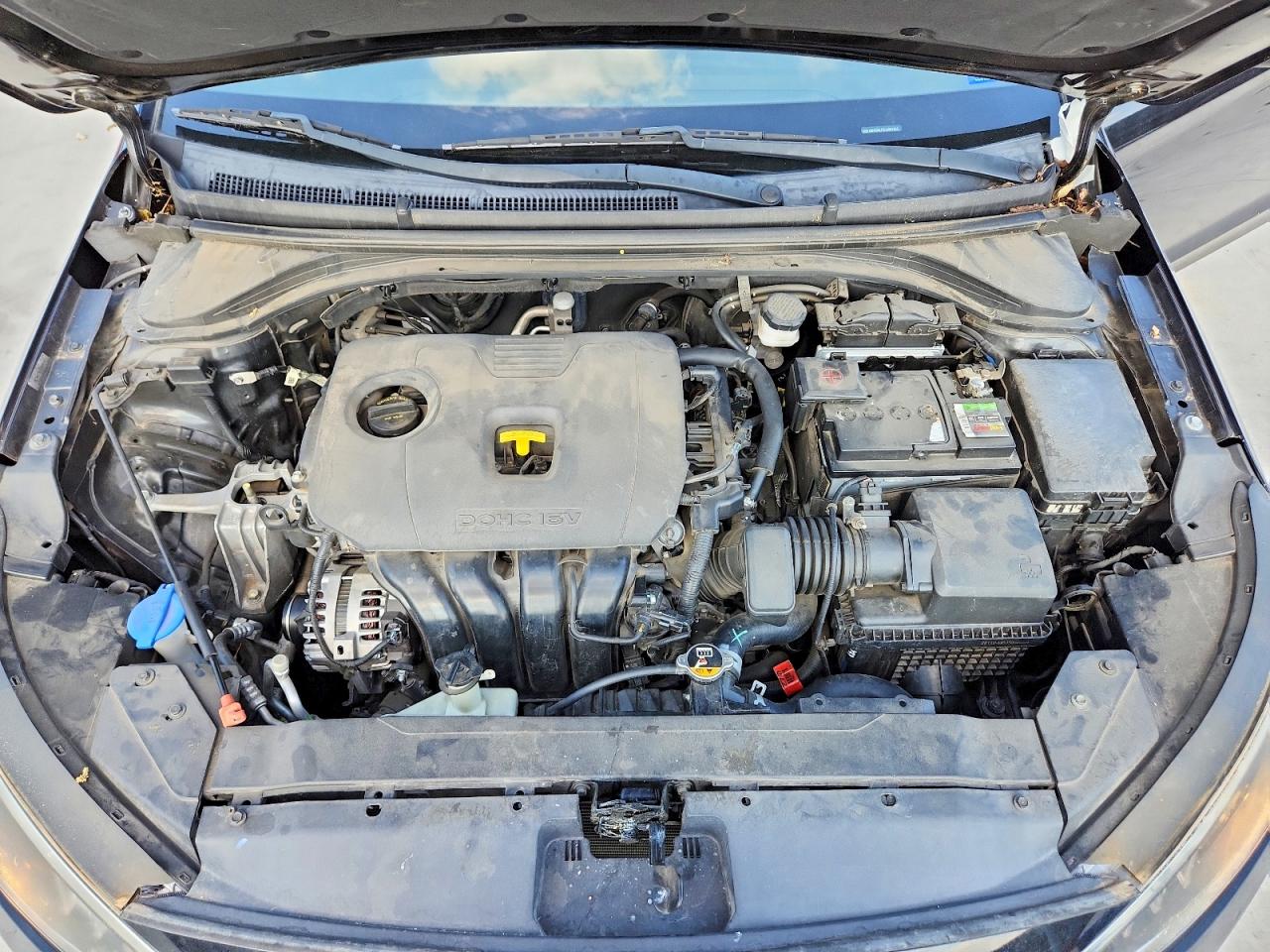 Hyundai ELANTRA Value Edition