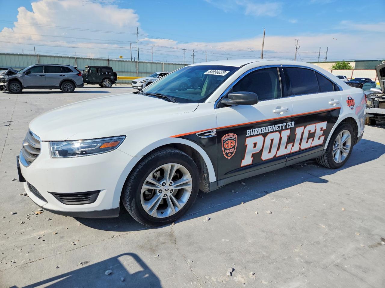 Salvage Ford Taurus Image