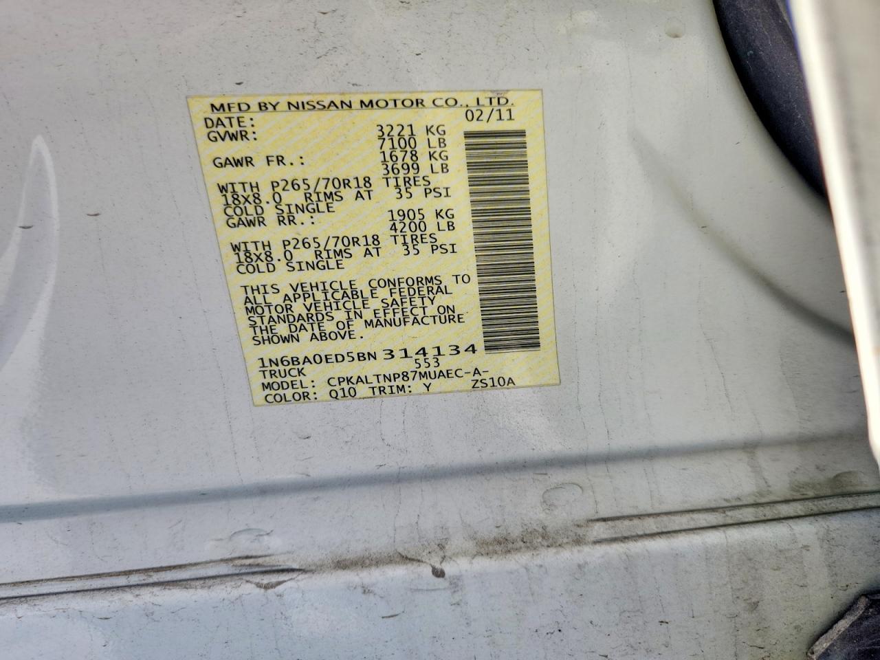 Nissan Titan Sv