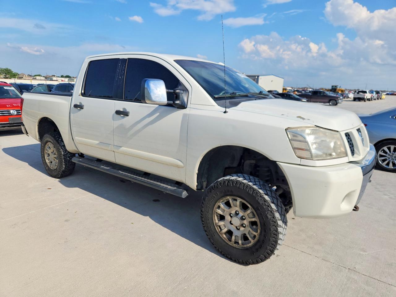 Nissan Titan Sv