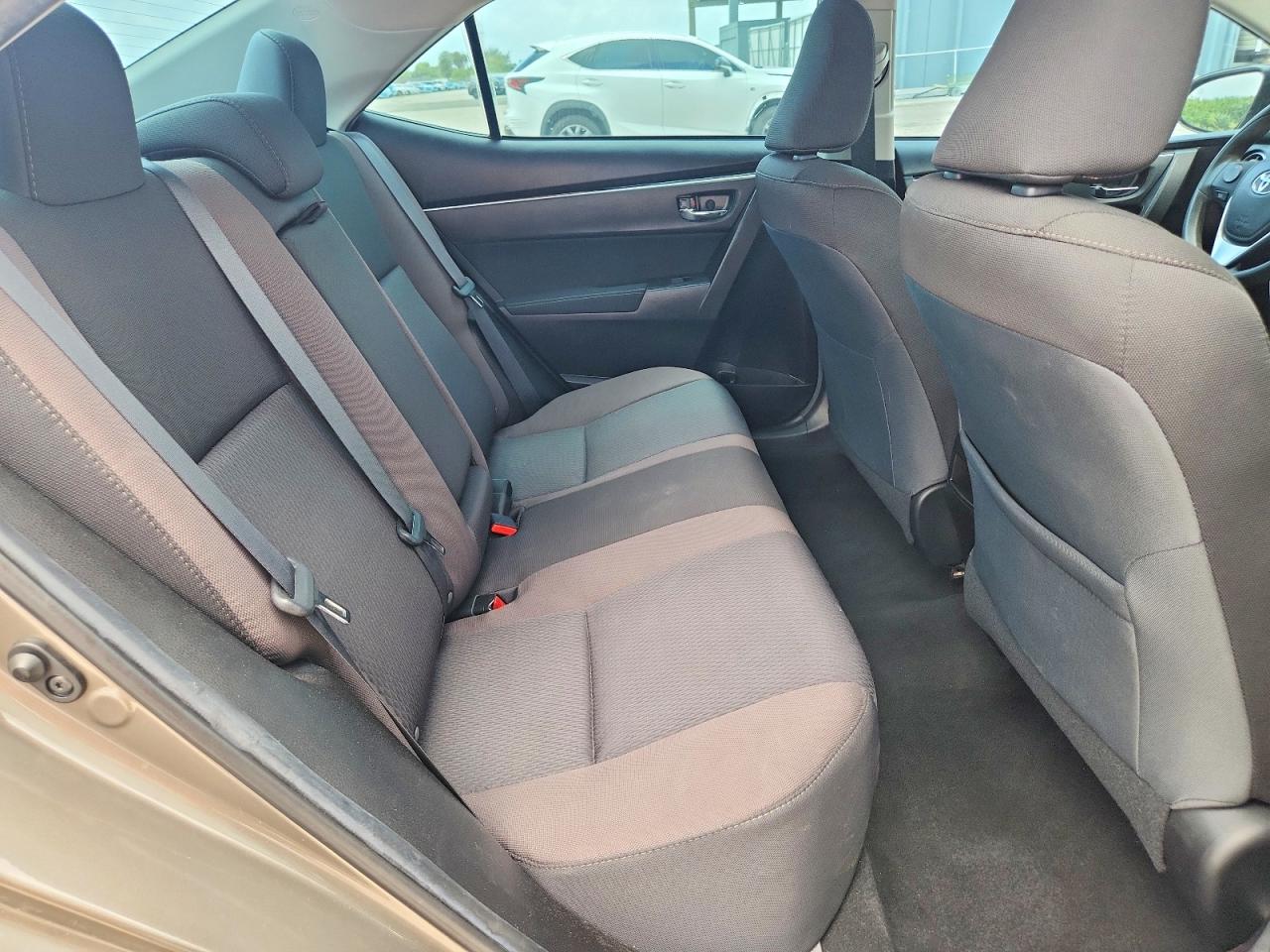Toyota Corolla Le