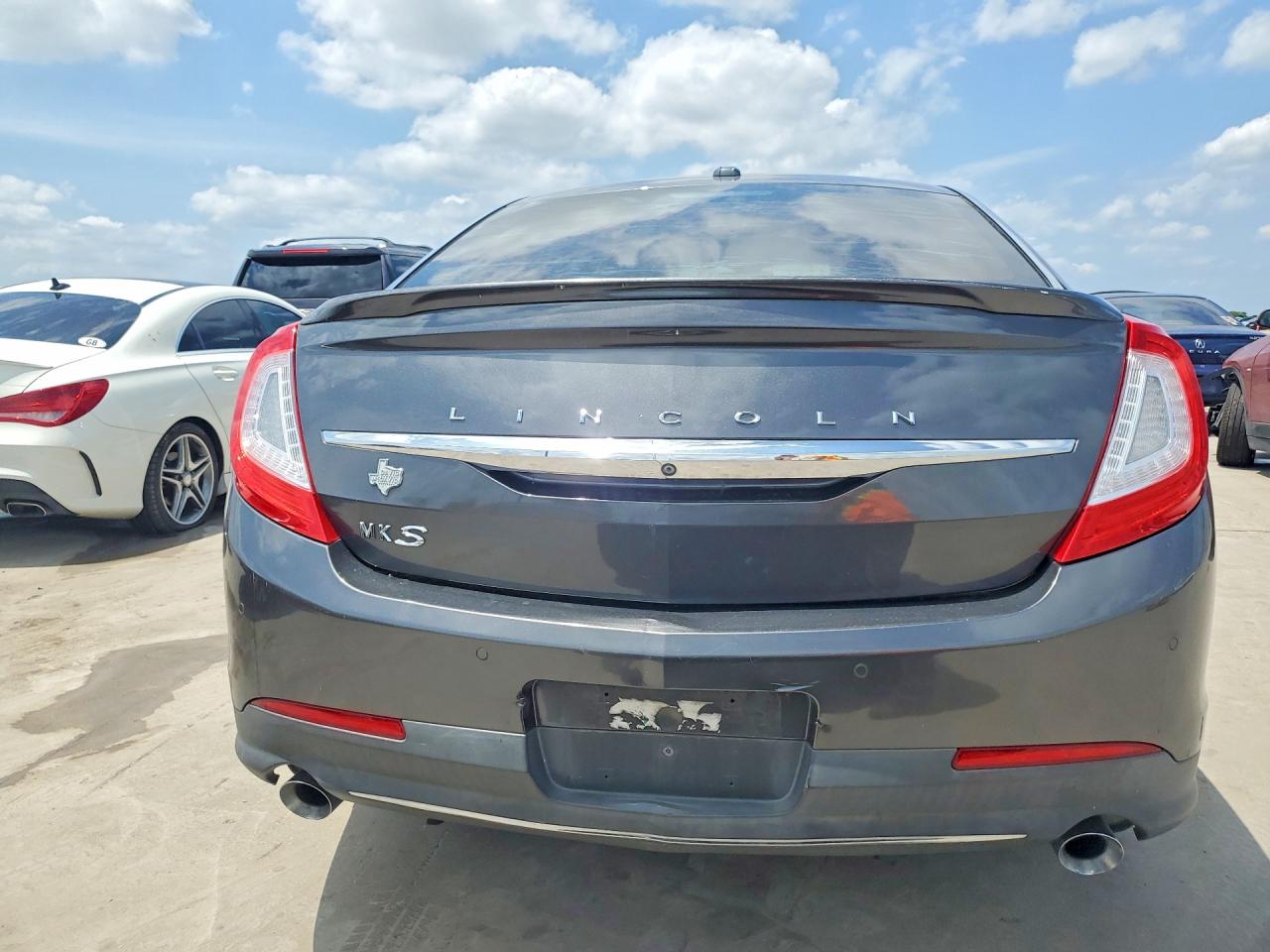 Lincoln MKS