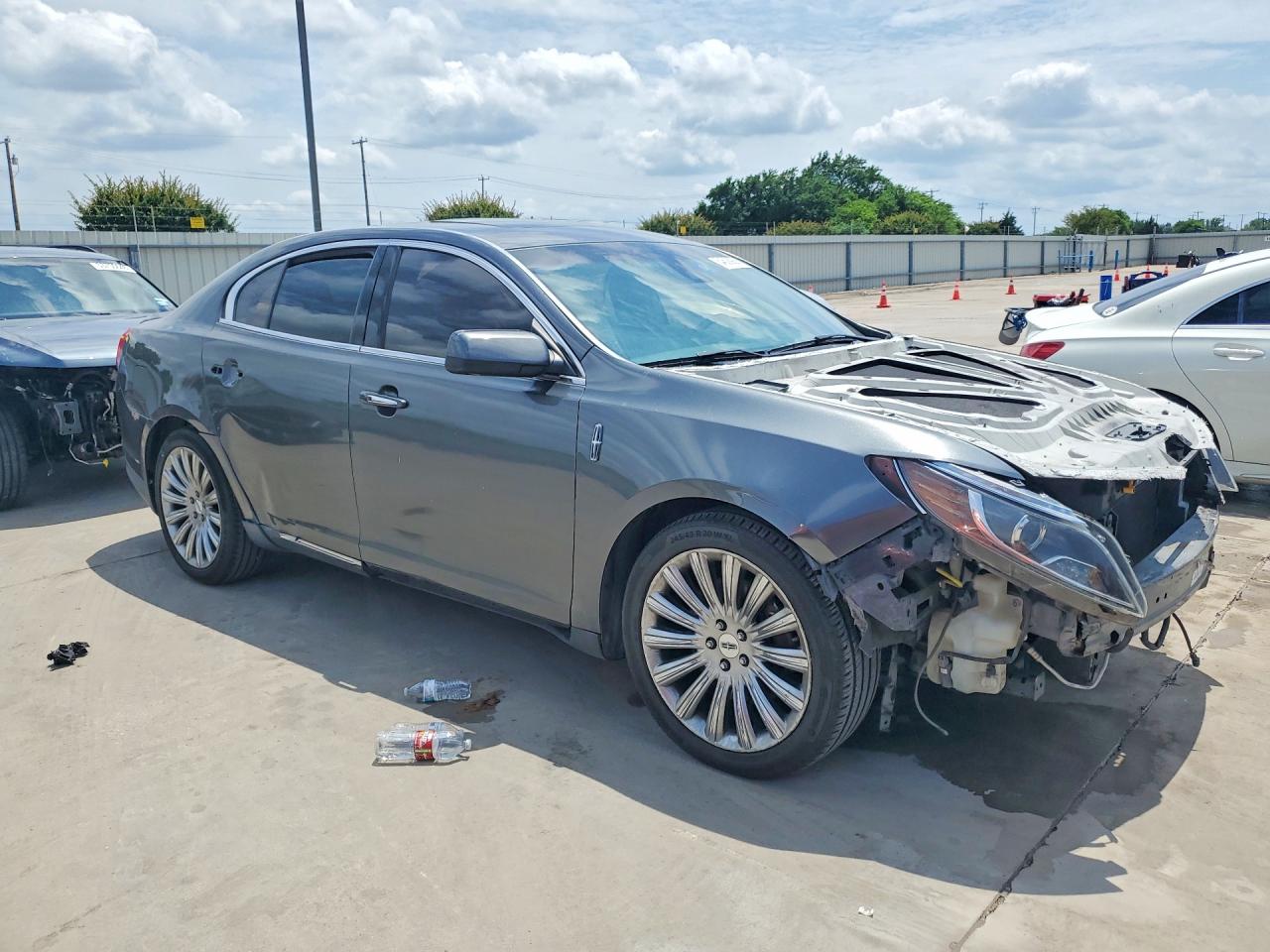 Lincoln MKS