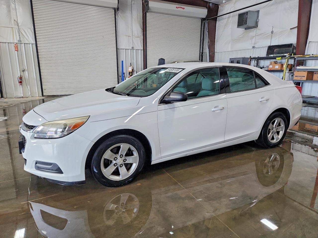 Salvage Chevrolet Malibu Image