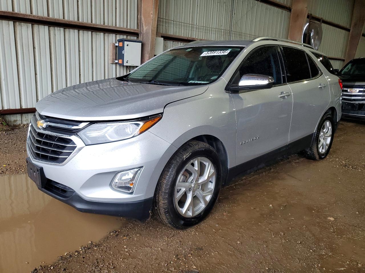 Salvage Chevrolet Equinox Image