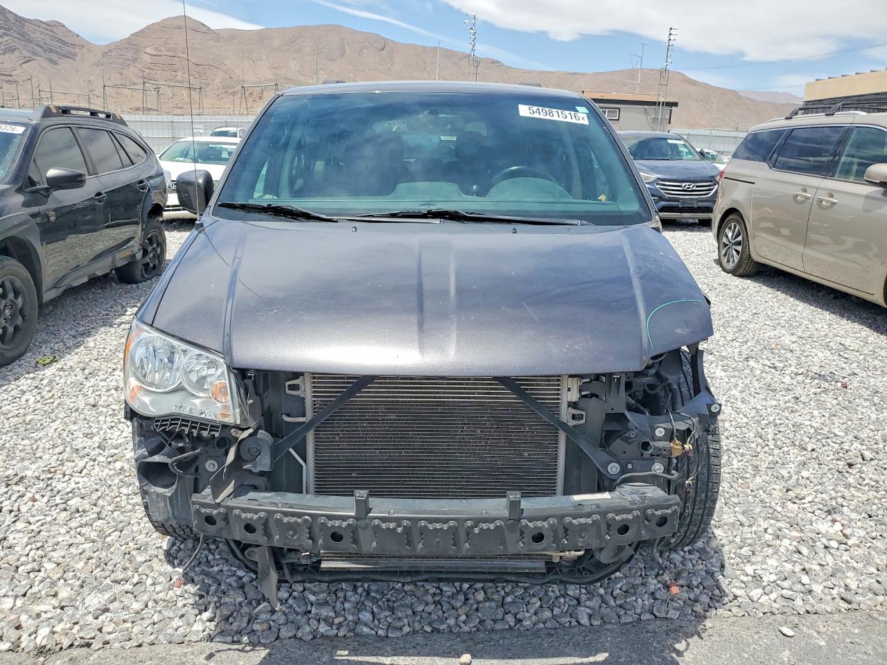 Dodge Caravan Sxt