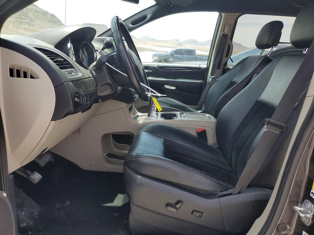 Dodge Caravan Sxt