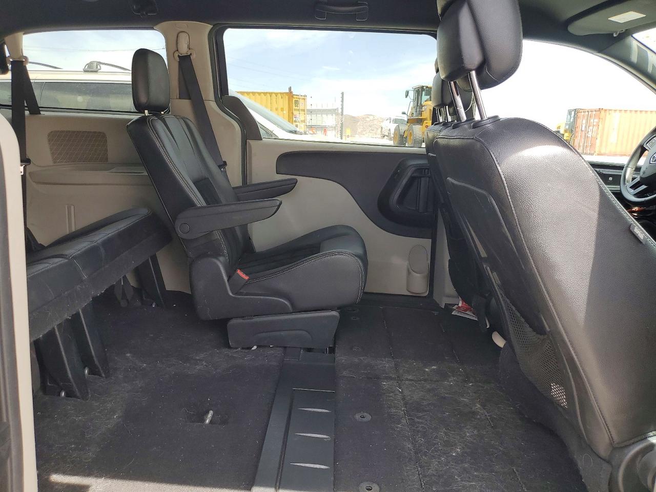 Dodge Caravan Sxt