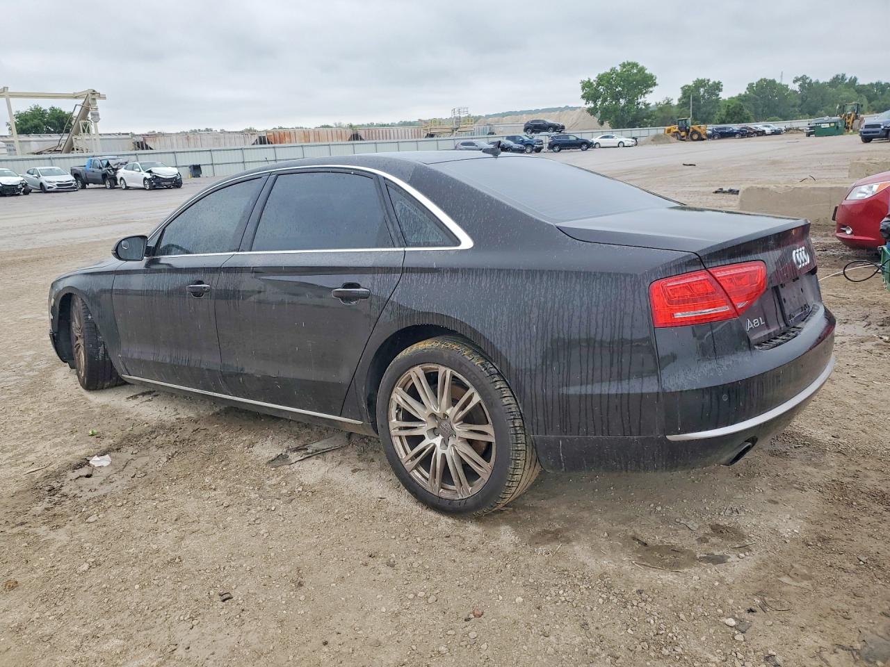 Audi A8 L Quattro