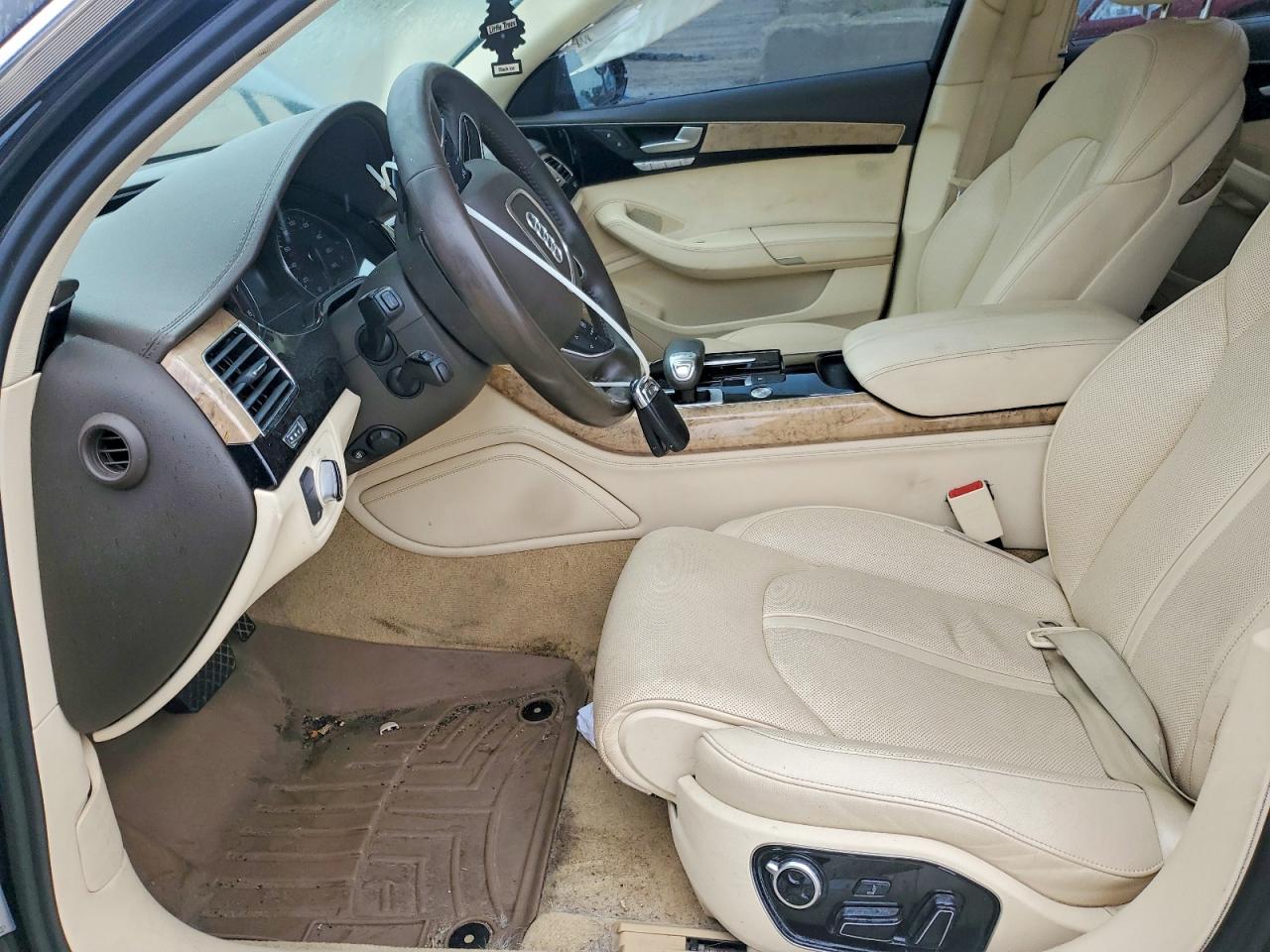 Audi A8 L Quattro