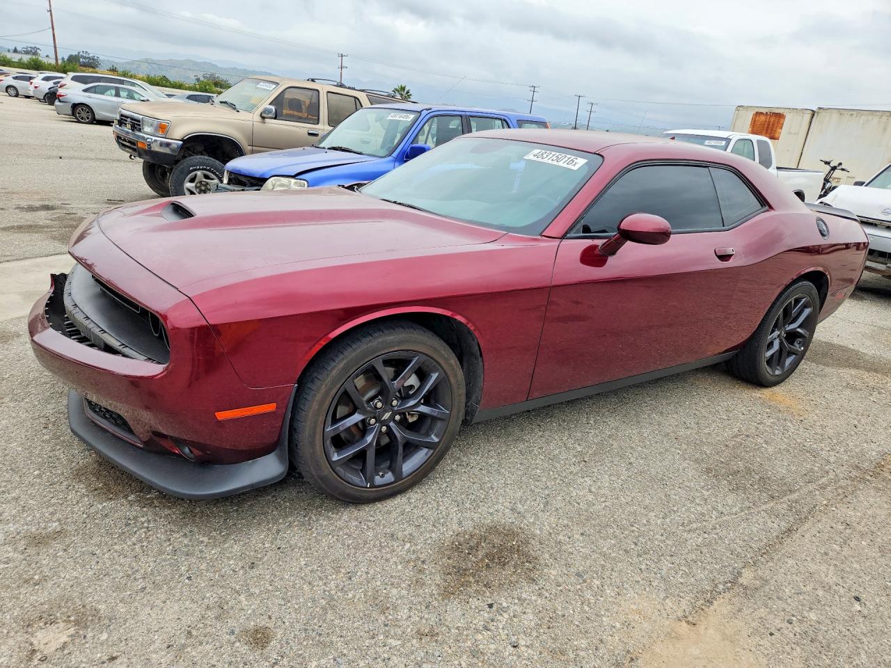 Salvage Dodge Challenger Image