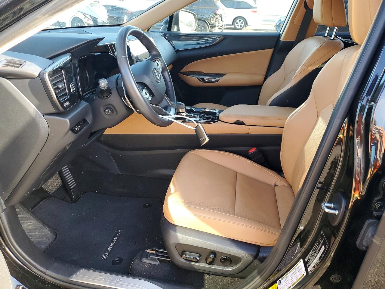 Lexus NX Premium