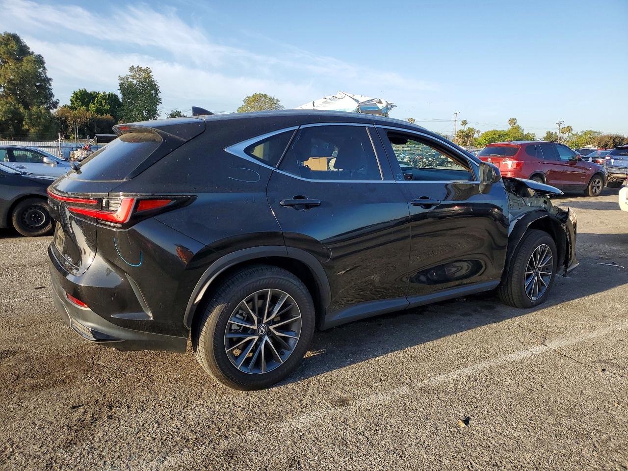 Lexus NX Premium