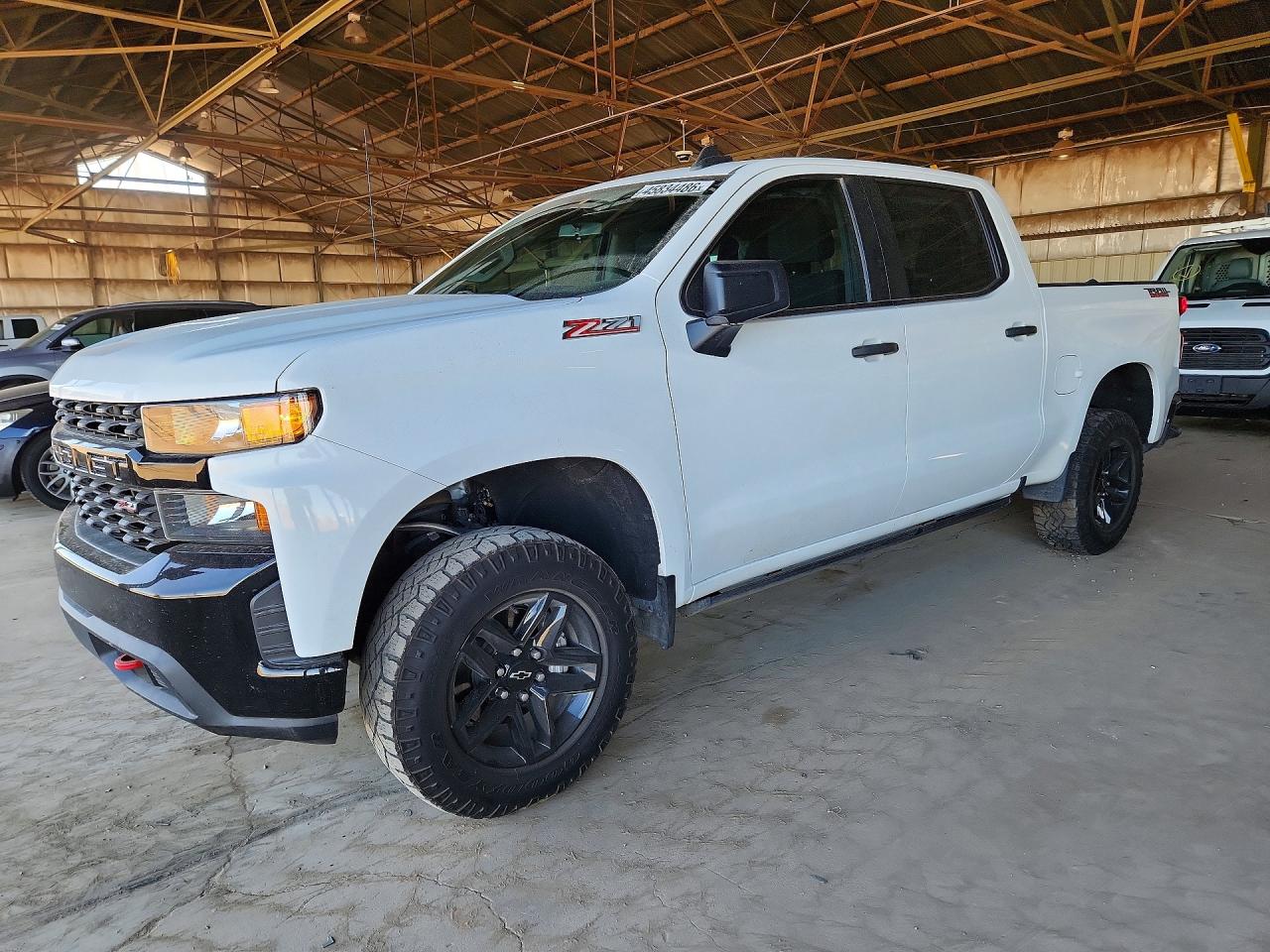 Salvage Chevrolet Silverado Image