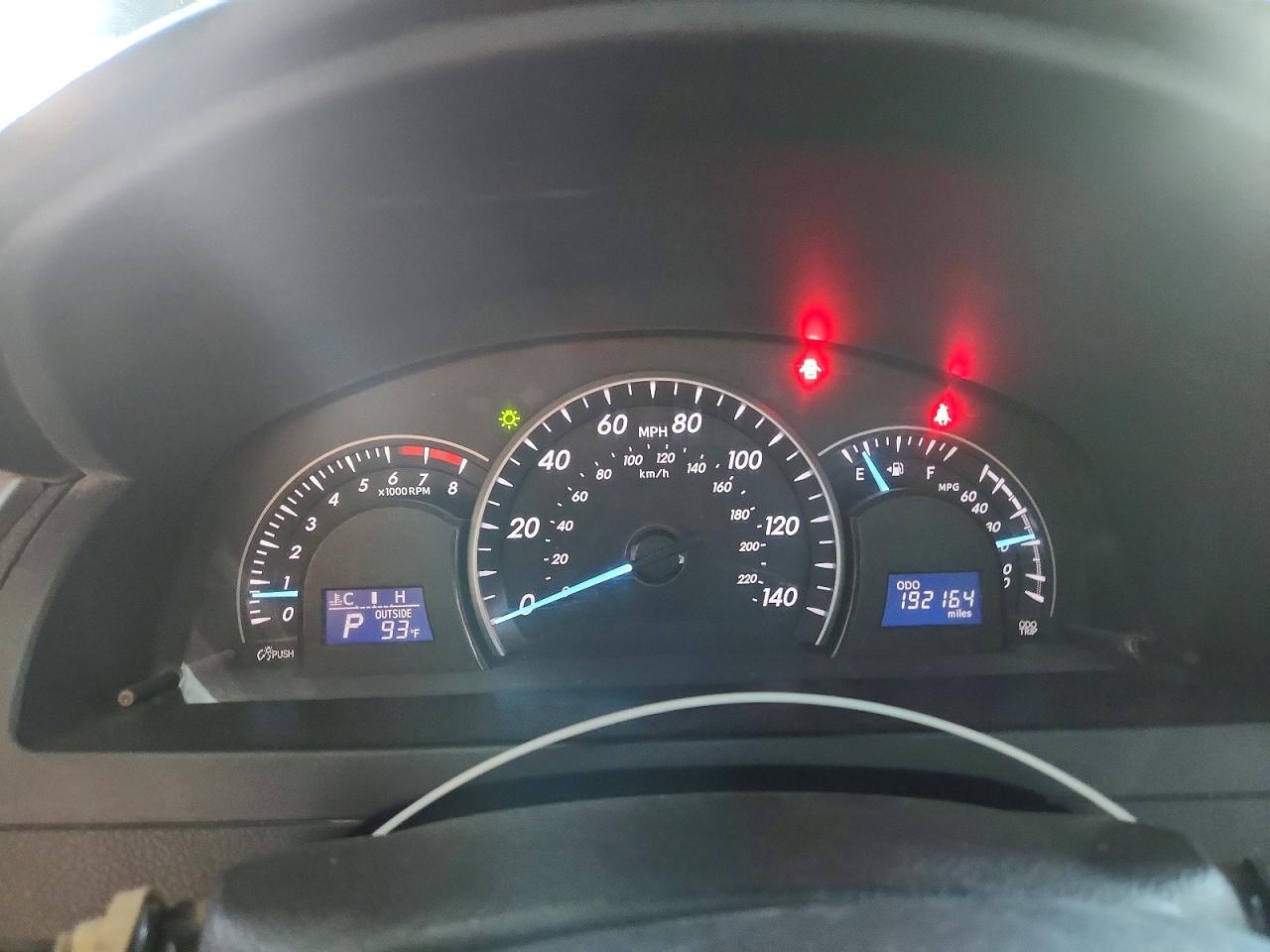 Toyota Camry Le