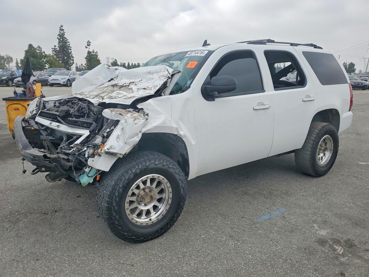 Salvage Chevrolet Tahoe Image