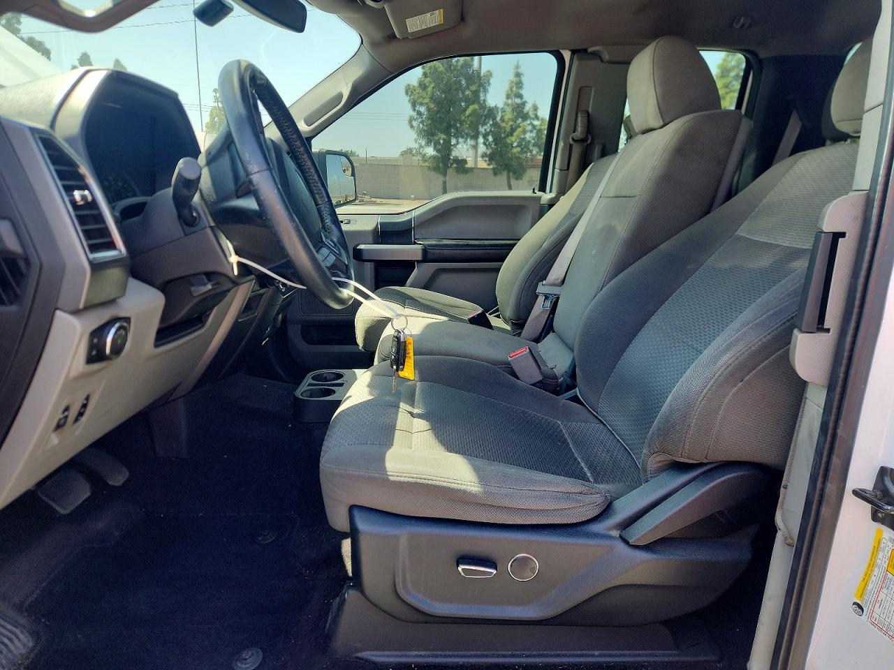 Ford F-150 Super Cab