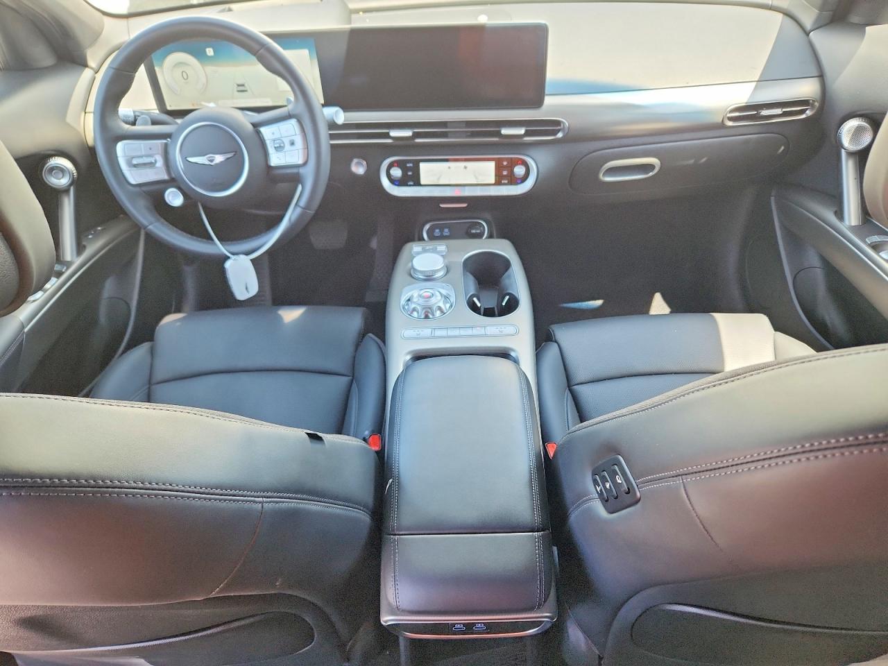 Genesis GV60 Standard
