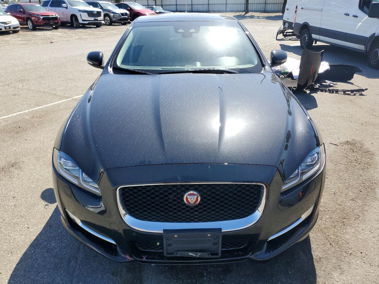 Jaguar XJ R - Sport