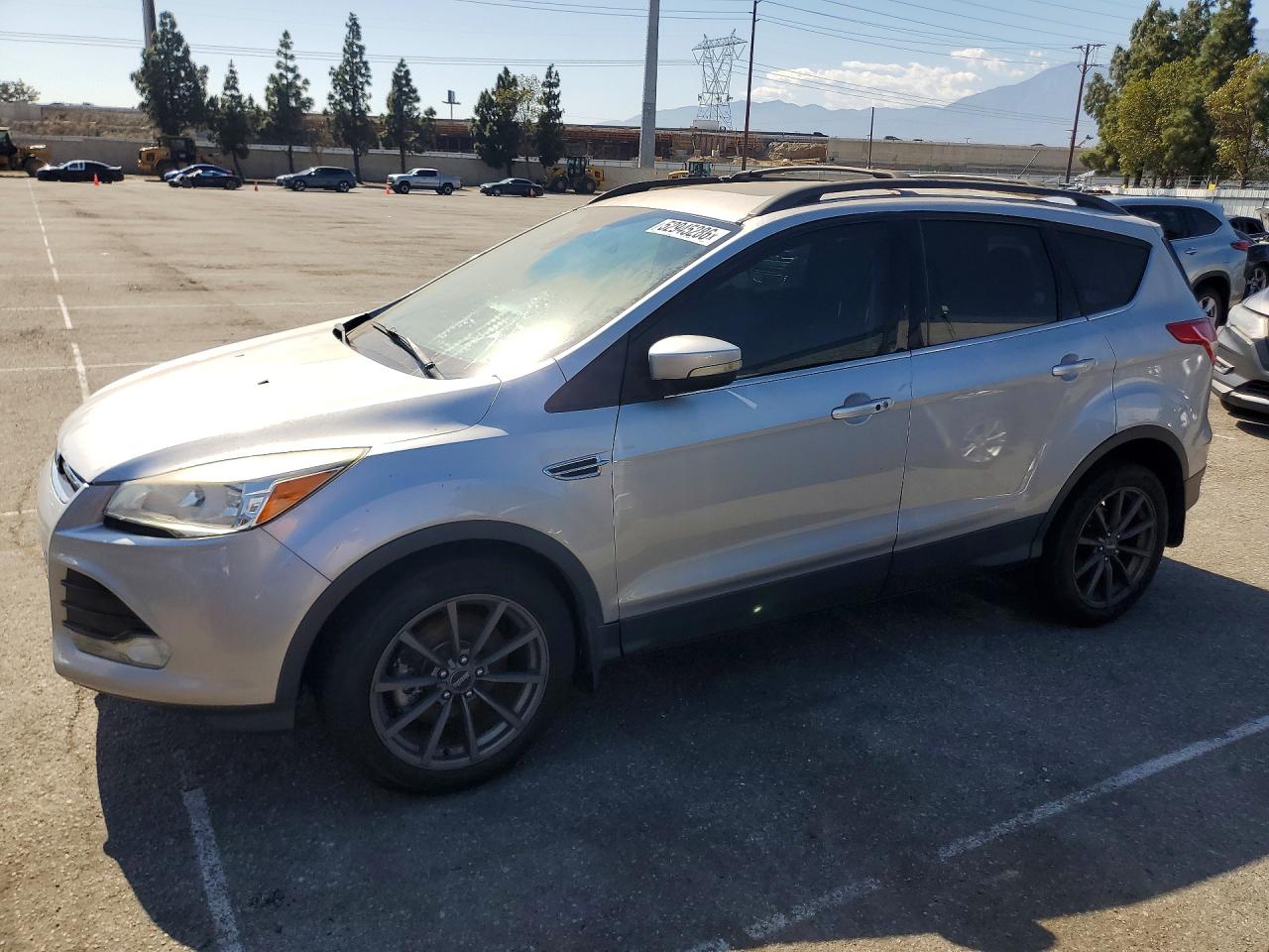 Salvage Ford Escape Image