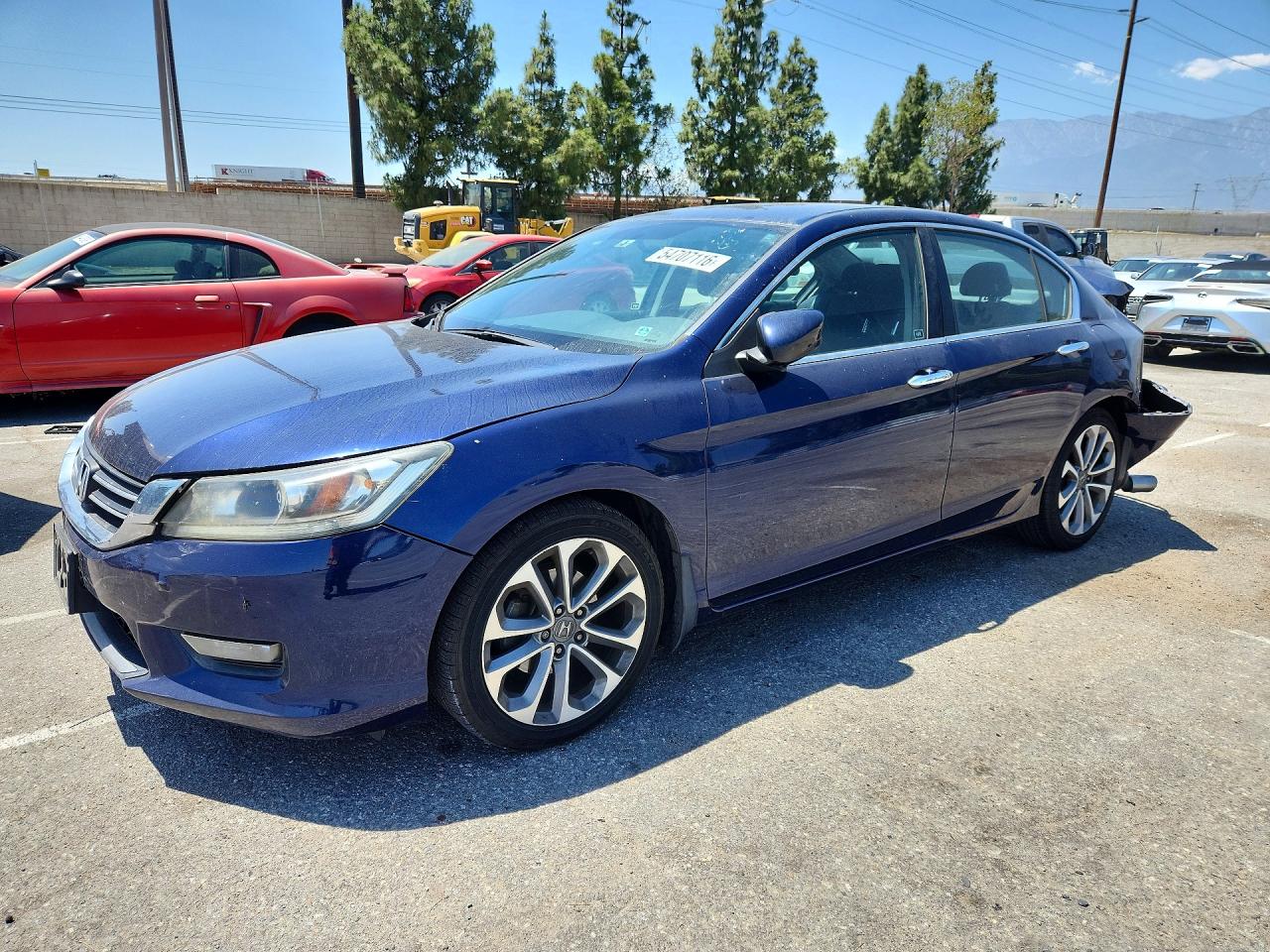 Salvage Honda Accord Image