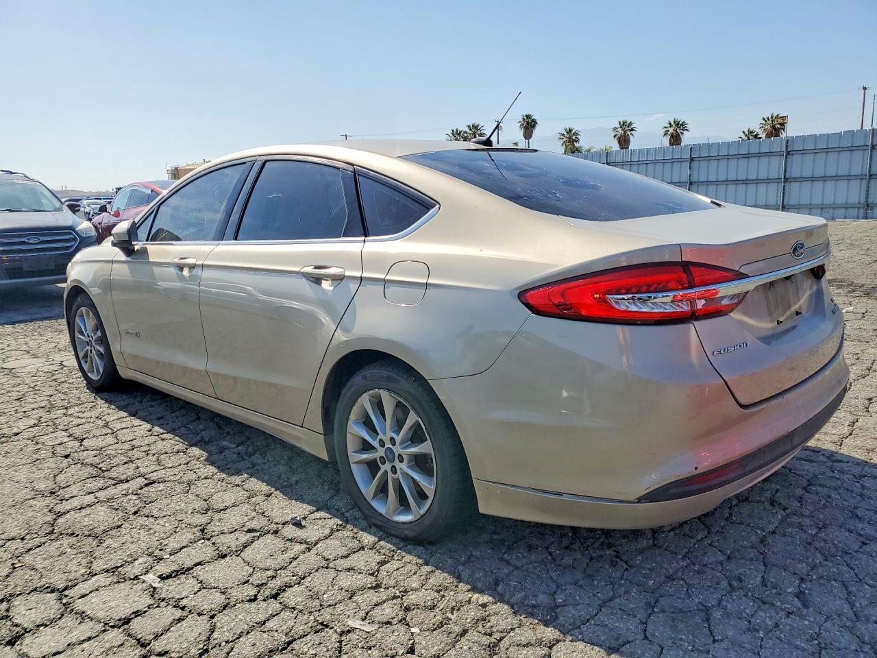 Ford Fusion Se Hybrid