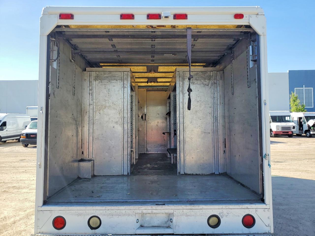 Ford E-450