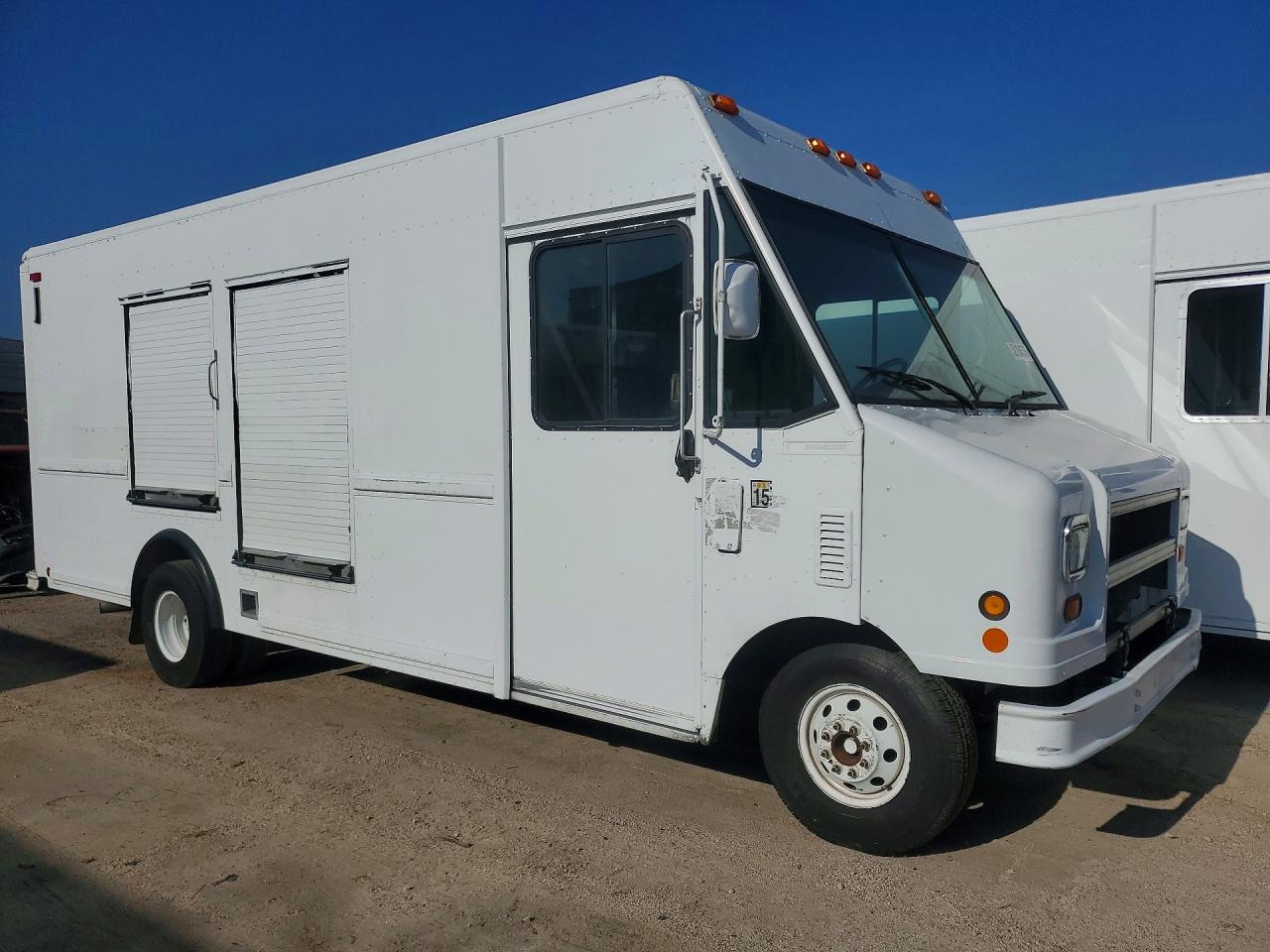 Ford E-450