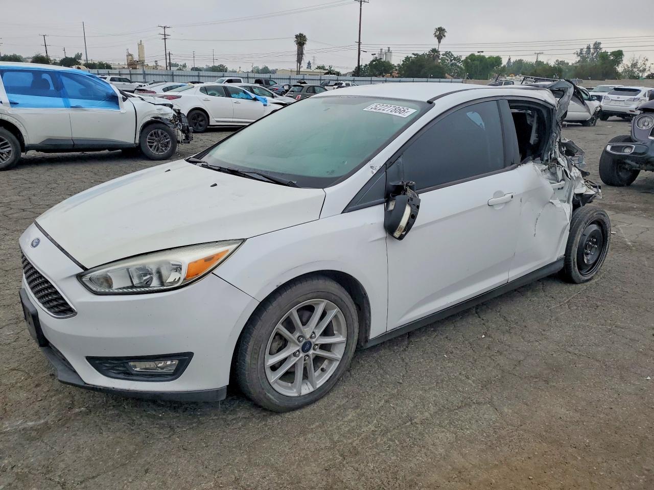 Salvage Ford Focus Image