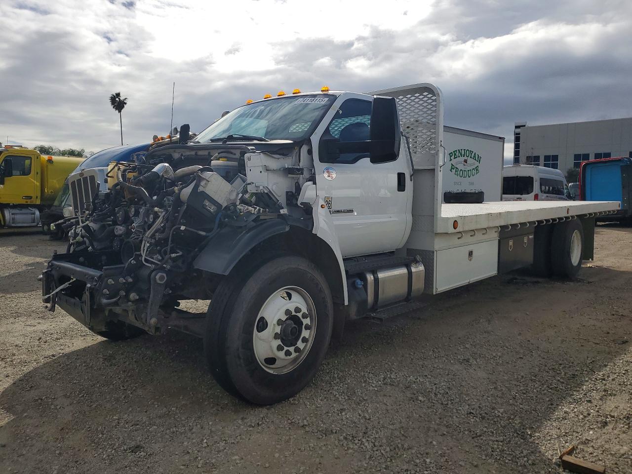 Ford F-650 Super Duty
