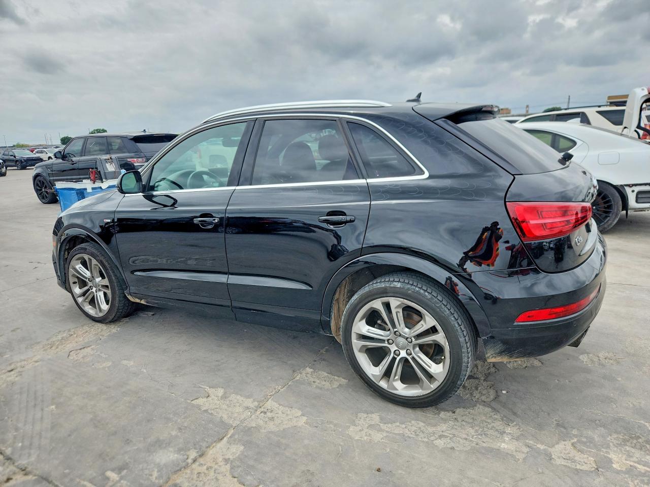 Audi Q3 Premium Plus