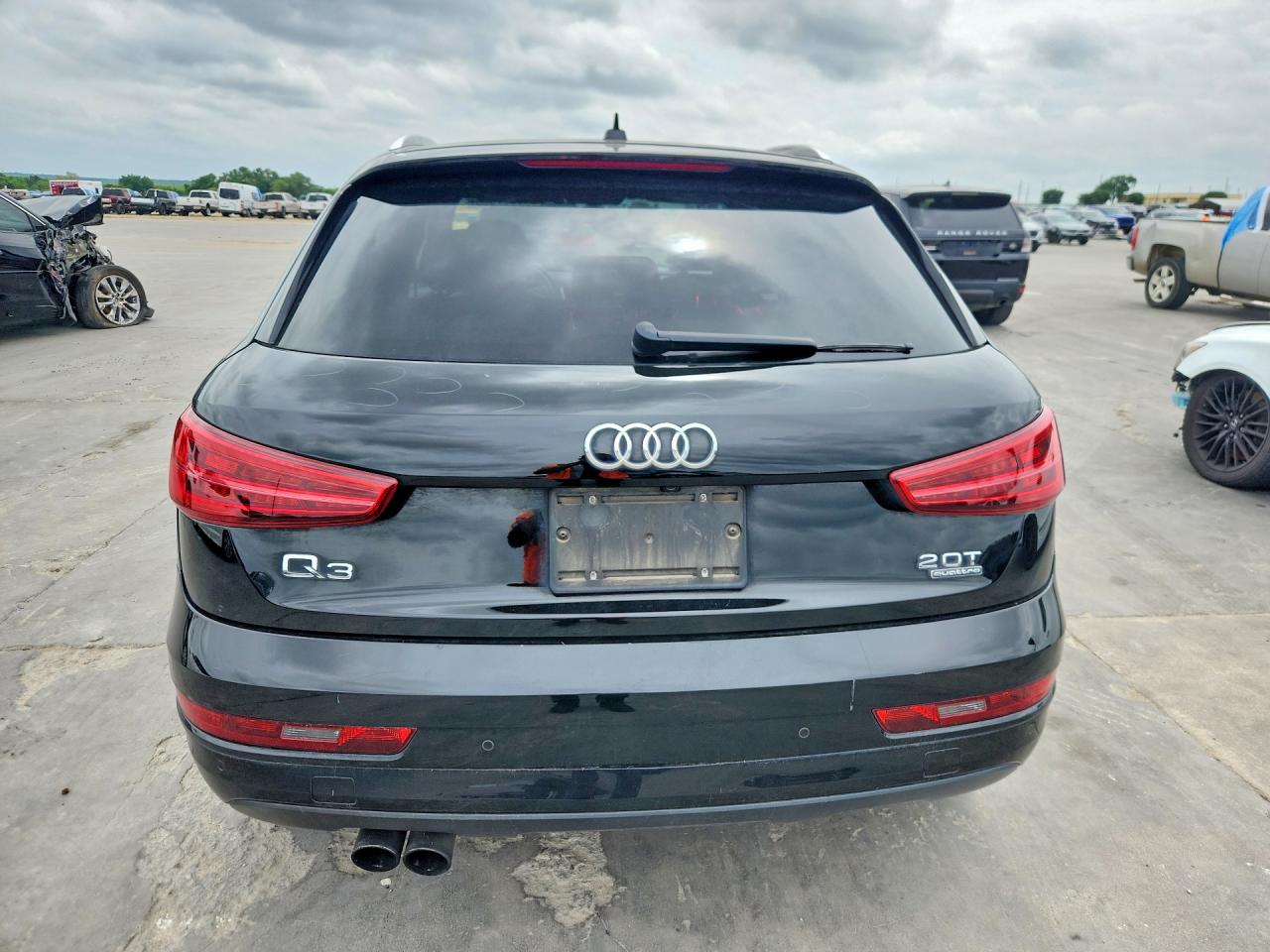 Audi Q3 Premium Plus