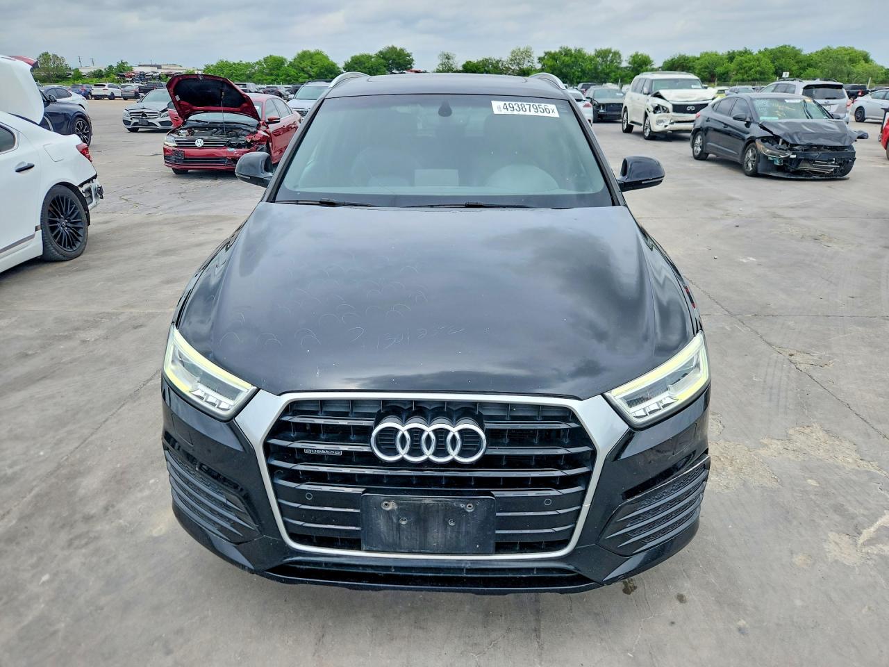 Audi Q3 Premium Plus