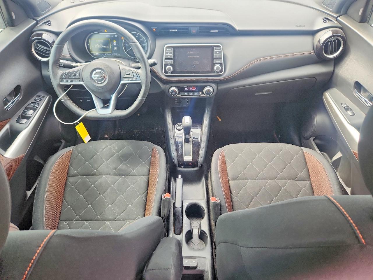 Nissan Kicks Sr