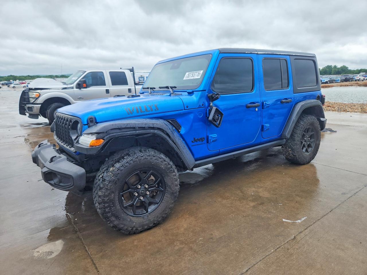 Salvage Jeep Wrangler Image