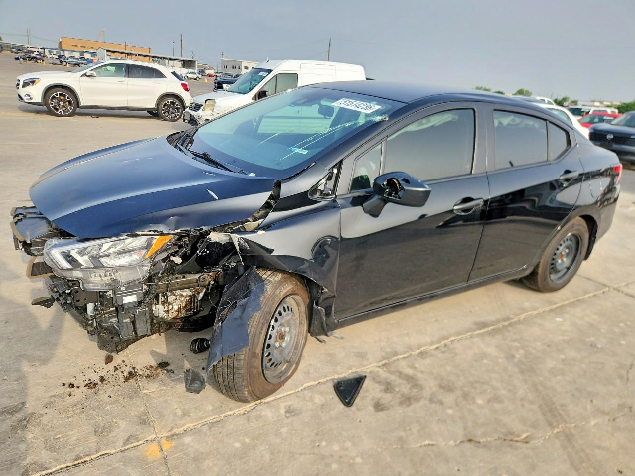 Salvage Nissan Versa Image
