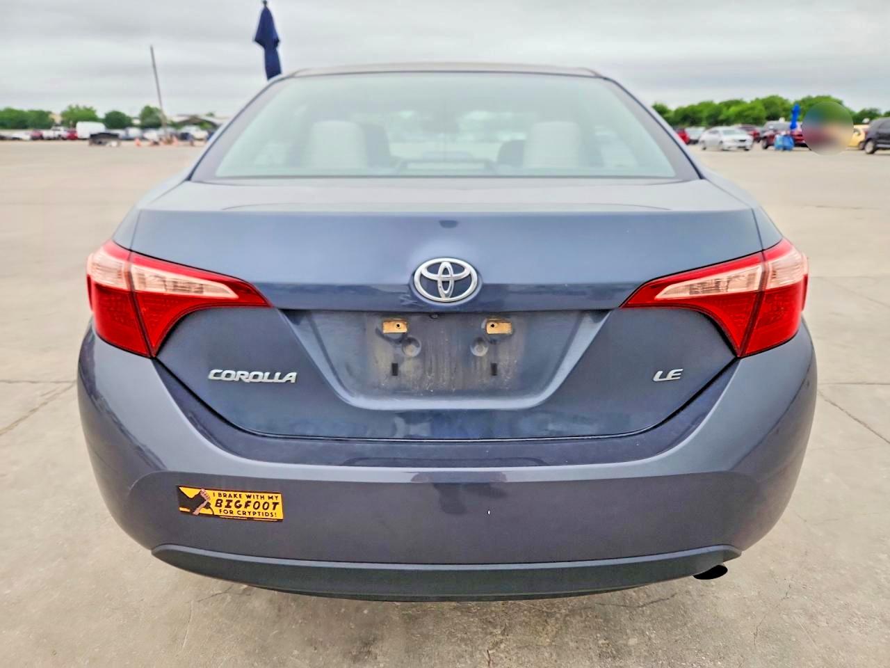 Toyota Corolla Le