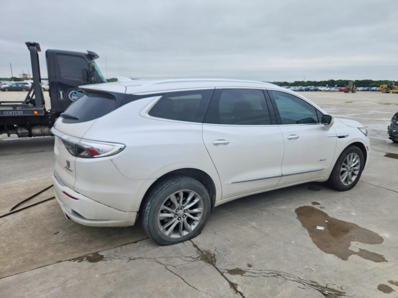 Buick Enclave Avenir