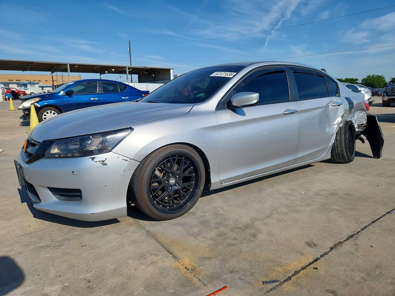 Salvage Honda Accord Image