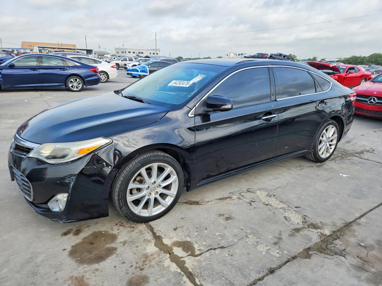 Salvage Toyota Avalon Image